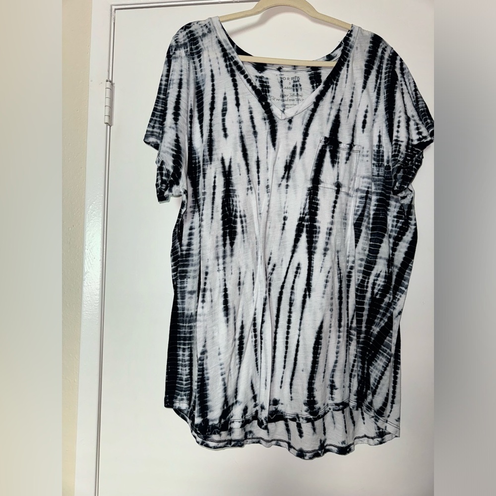 Torrid: navy tie dye classic fit short sleeve tshirt